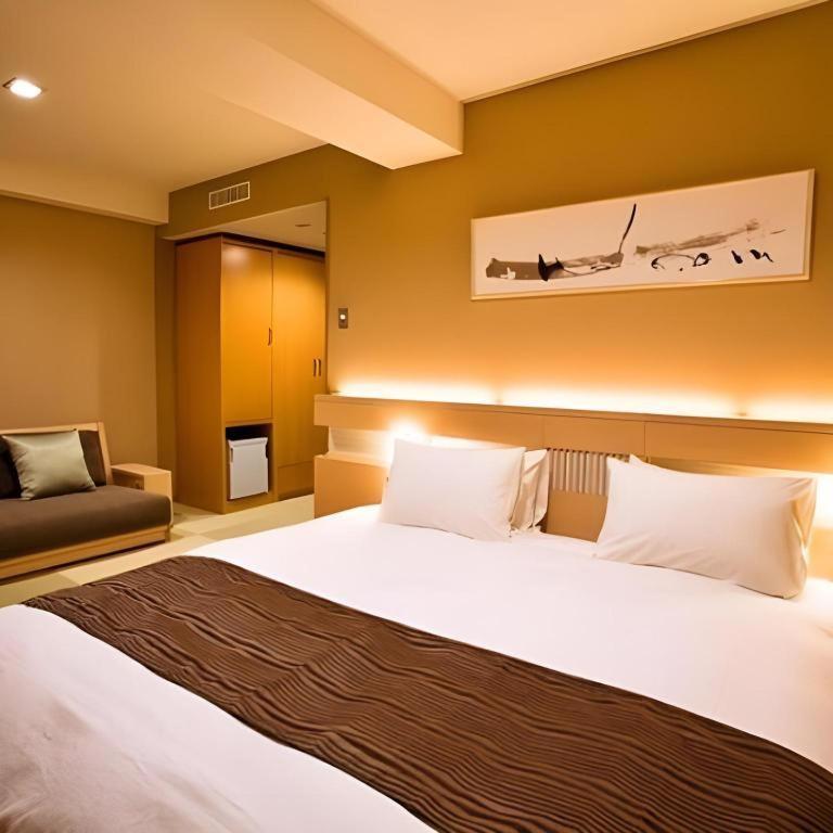Spa Land Hotel Naito Fuefuki Buitenkant foto