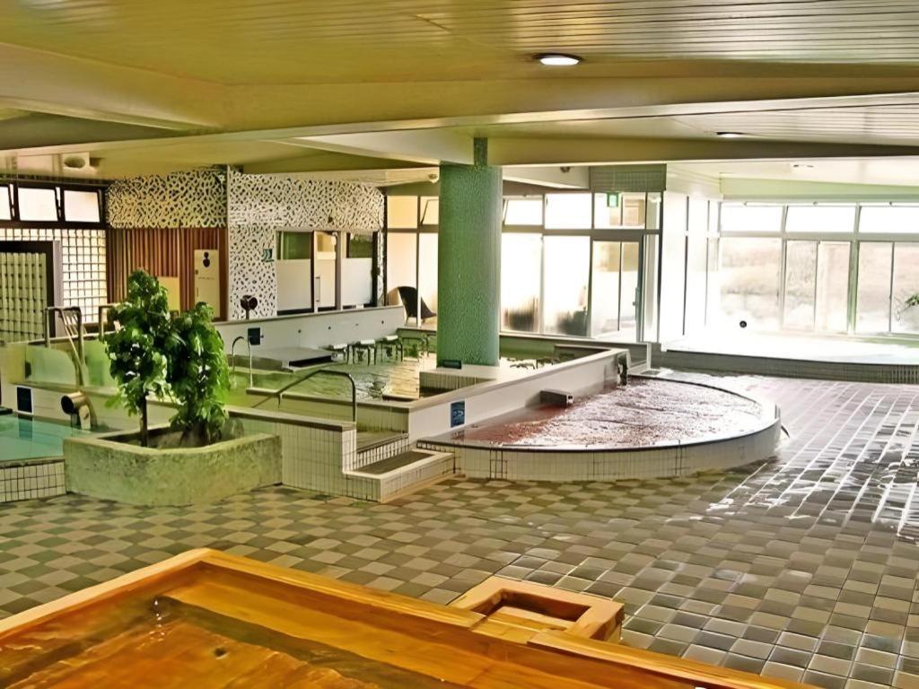 Spa Land Hotel Naito Fuefuki Buitenkant foto