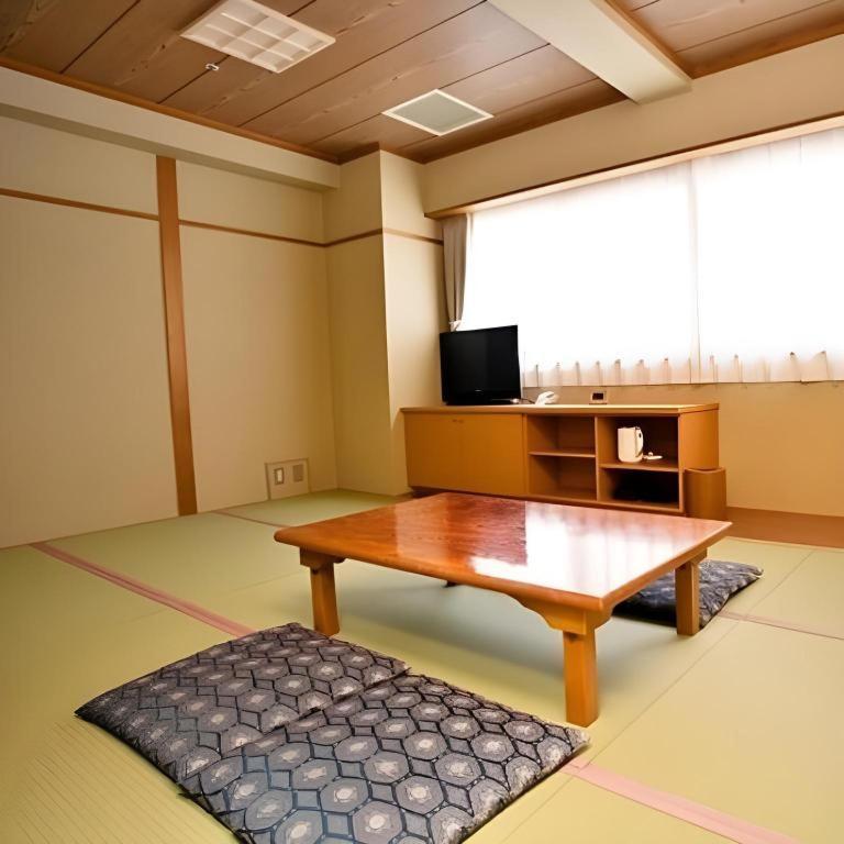 Spa Land Hotel Naito Fuefuki Buitenkant foto