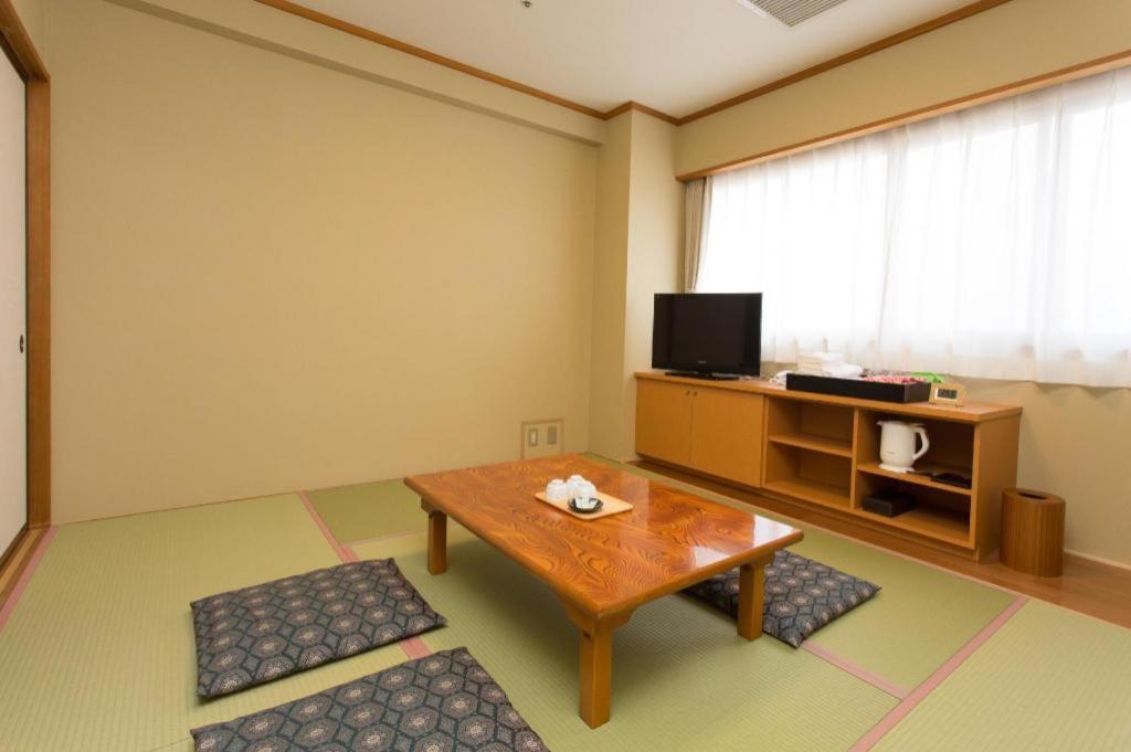 Spa Land Hotel Naito Fuefuki Buitenkant foto